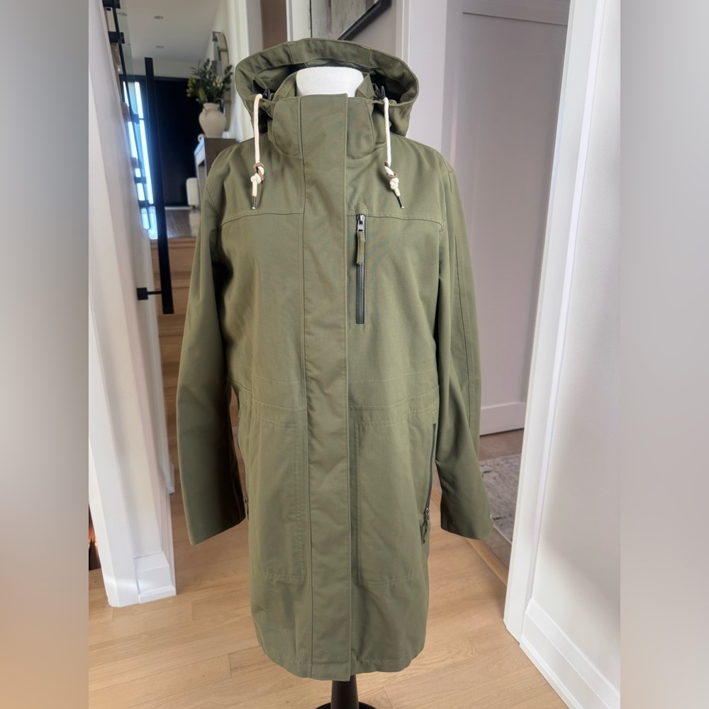 Patagonia Olive Green Waterproof Parka Jacket Size L/XL
